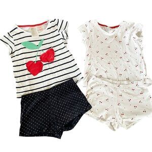 H&M Set of 2 Little Girls Black and White Pajama Sets Comfortable Sleepwear 4-6